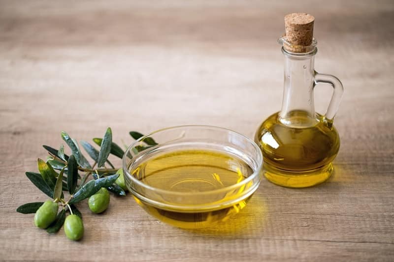 once-everyone-should-try-olive-oil-in-cooking-for-these-reasons